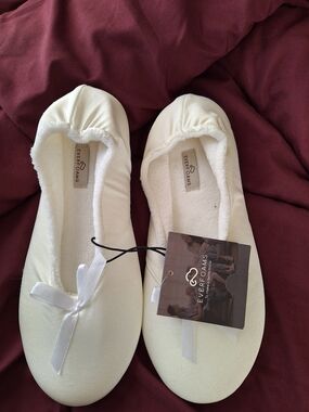 Women’s Cream Ballet Slippers